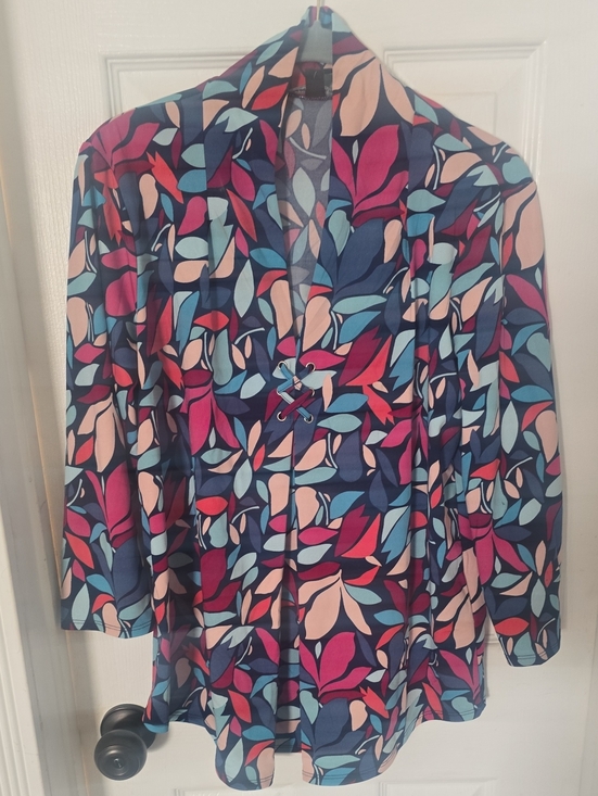 Cable & Gauge Tops - Cable & Gauge Multicolor Leaf-Print Blouse 3/4 Sleeves Medium NWOT